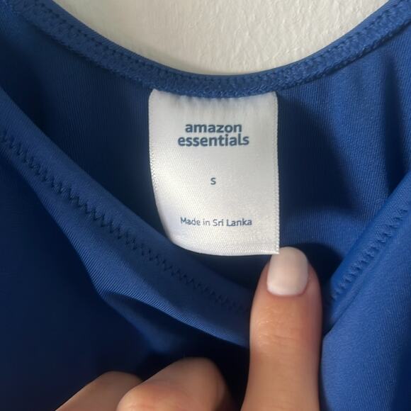 AMAZON Amazon Essentials Women's Thin Strap one-Piece Swimsuit - Picture 4 of 5